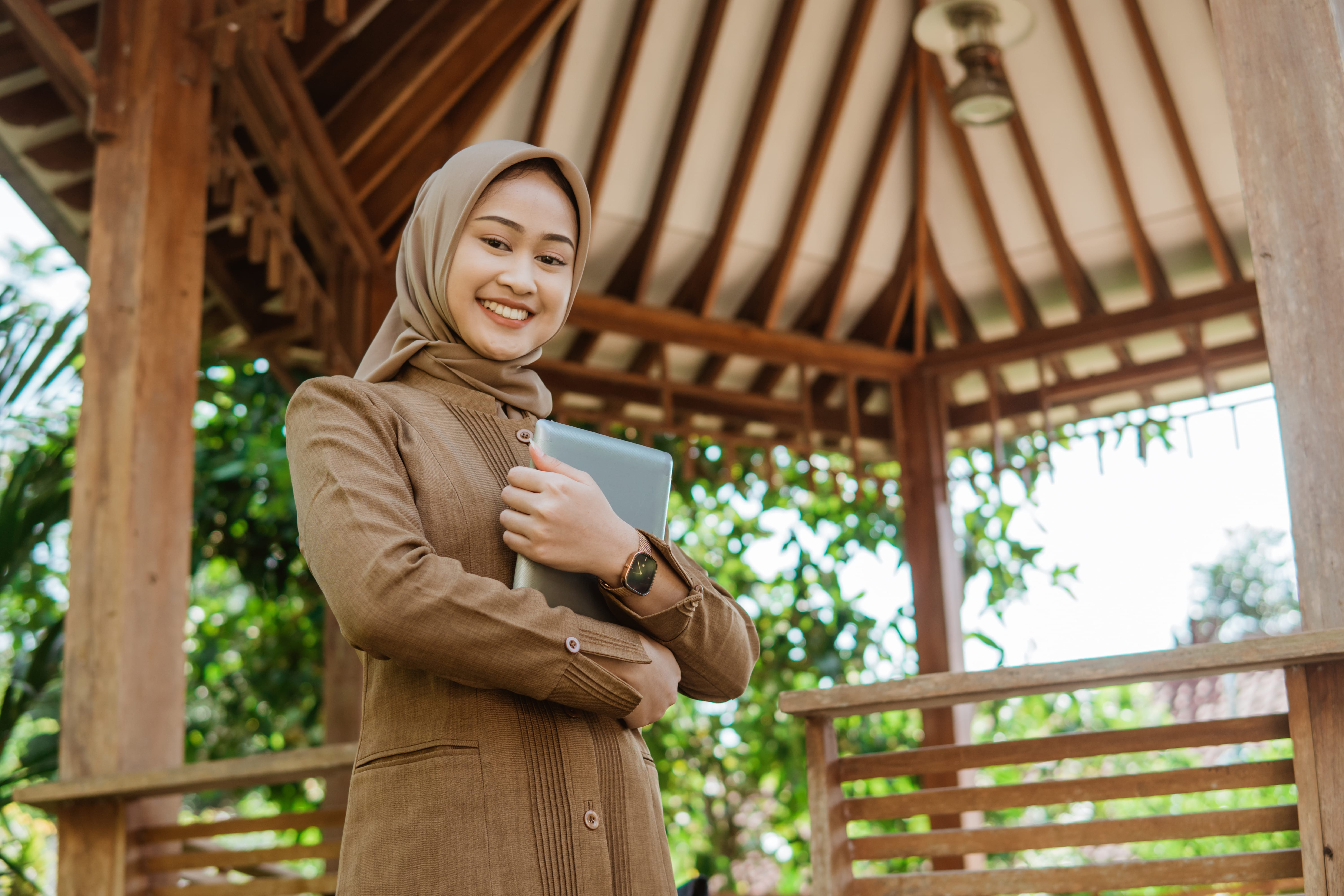 Ilustrasi konsep tolong-menolong dan dana tabarru dalam sistem perlindungan asuransi syariah Panin Dai-ichi Life